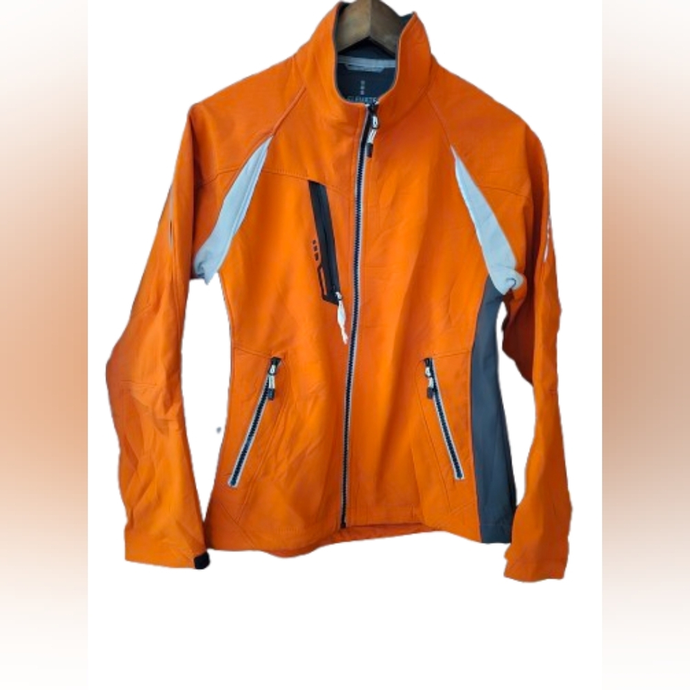 NWOT Elevate Colorblock Soft Shell Jacket